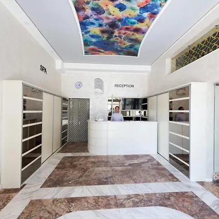White Tower Mamaia, Privat - Studio Apartman *
